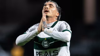 Coritiba virou a página e jogou como candidato ao título