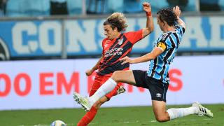 Após goleadas, Athletico não finaliza nenhuma vez no gol contra o Grêmio