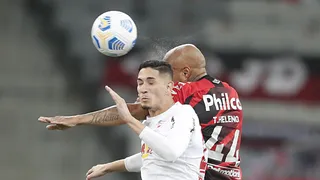 Athletico x Bragantino: um buraco negro