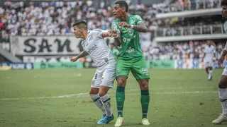 Henrique dorme na Vila e o Coritiba perde
