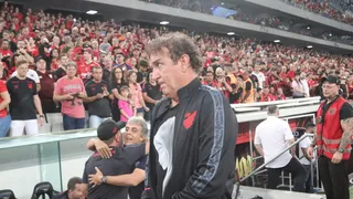 Cuca pretende melhorar o Athletico e tem um calendário pesado pela frente