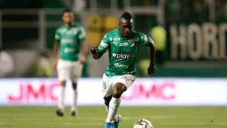 Athletico encaminha atacante colombiano como décima contratação