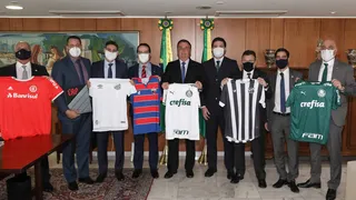 Guerra de bastidores envolve MP que mexe nos direitos de transmissão do futebol