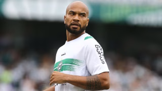Rodrigo Moledo é ‘esquecido’ no Coritiba e completa seis meses sem jogar