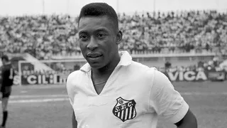 Santos cultua Pelé: “O homem que levou o nome do Alvinegro para o mundo”
