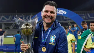 Ex-técnico do Coritiba é anunciado por seleção sul-americana