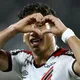 Athletico desperdiça chance de goleada histórica e quase se complica no fim