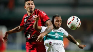 Quem vence o Atletiba decisivo? Vote na enquete e mostre a força da sua torcida!
