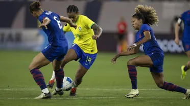 Brasil é vice na Copa Ouro e segue sem vencer EUA em finais desde 2007