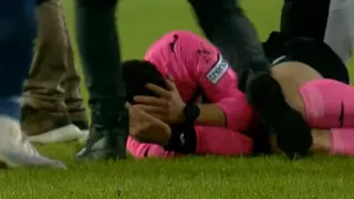 Federação Turca de Futebol suspende jogos da liga após agressão a árbitro