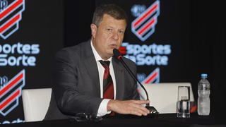 SAF do Athletico pode entrar em nova fase neste ano, aponta dirigente