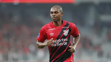 Fernandinho fica fora dos dois próximos jogos do Athletico