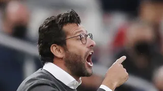 Valentim critica arbitragem em lance de Kayzer: “Era para expulsão”