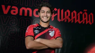 Perguntam-me os leitores: o Athletico errou ao contratar Marcinho, um homicida? Respondo