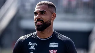 Goleiro ex-Paraná e campeão da Copinha com Corinthians busca título com Rio Branco