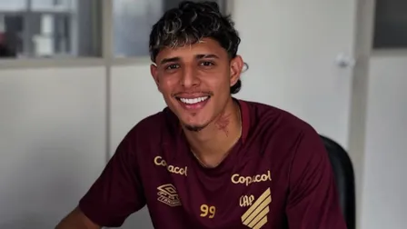 Athletico rescinde contrato com polêmico “reforço fantasma”