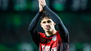 “Coisas lindas por vir”: Zapelli pede desculpas e faz promessa no Athletico