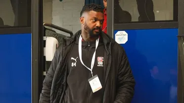 Goleiro ex-Paraná Clube vê time ser eliminado da Champions League