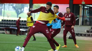 Alex Santana completa um mês no DM e Rômulo volta aos treinos; veja o balanço