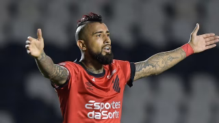 Wesley elogia rápida adaptação de Vidal ao time titular do Athletico