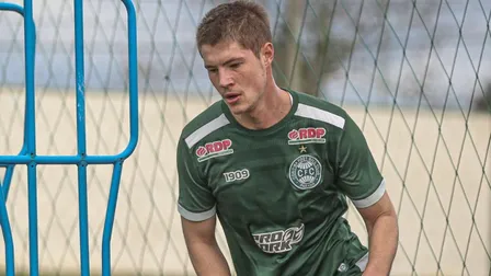 “Clube que eu amo”: Piá do Couto se prepara para enfrentar o Coritiba na Taça FPF