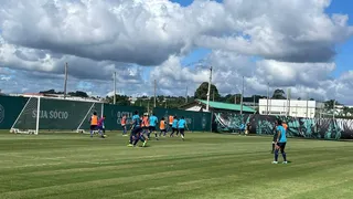 Coritiba perde para o Marcílio Dias em jogo-treino no CT da Graciosa
