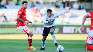 Com “lei do ex” e gritos por Manga, Coritiba empata com o Vila Nova no Couto Pereira