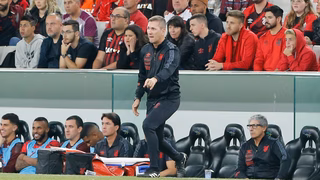 Muito vaiado na Arena, Turra comenta reações da torcida do Athletico