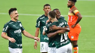 Palmeiras atropela o Delfín e avança na Libertadores