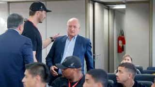 Momento do Athletico desafia Felipão como dirigente