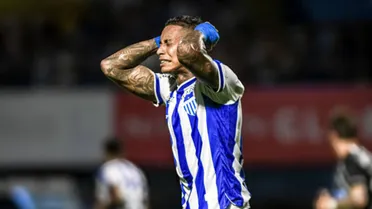 Alef Manga rescinde com clube da Série B e fica livre no mercado