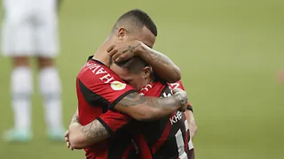 O Athletico está disputando o título do Brasileirão?