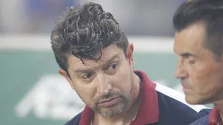 Tcheco vê evolução no Paraná e ressalta relação com a torcida