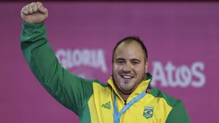 Fernando Reis mira medalha inédita para o Brasil no levantamento de pesos