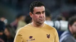 “Não são crianças”: auxiliar do Athletico manda recado para colombianos expulsos