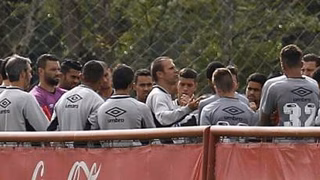 Qual deve ser a prioridade de contratação do Atlético para o Brasileiro?