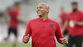 Após saída do Athletico, Walter acerta com o Vitória