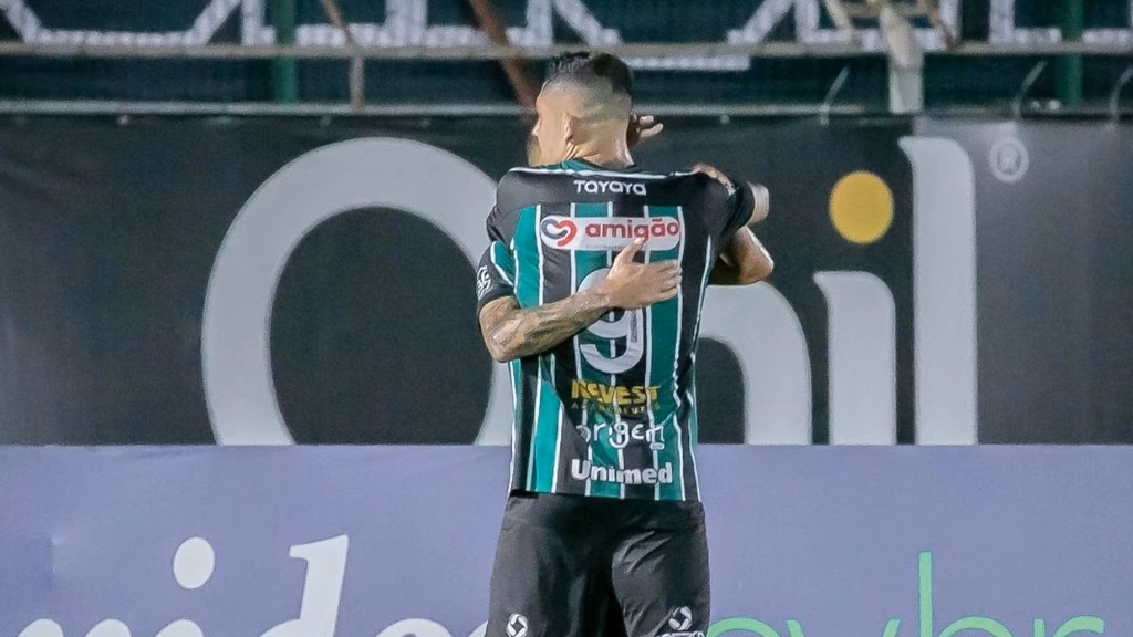 Maringá venceu o Cascavel e está na semifinal