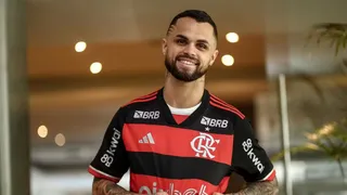 Flamengo anuncia a contratação de atacante com salário milionário