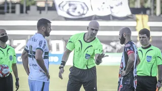 Paranaense não realizou nem metade dos jogos previstos e vê calendário apertar