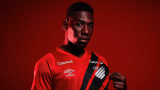 Athletico confirma zagueiro ex-Vasco como quarta contratação para 2025