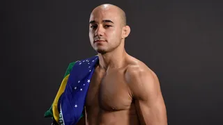 Marlon Moraes deixa cinturão de lado e foca em despedida do ano no UFC