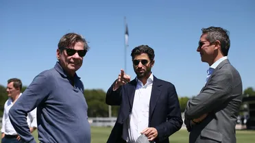 Grupo dono da SAF do Vasco faz acordo para comprar clube da Premier League