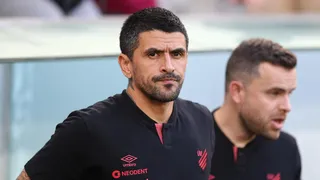 Athletico tem oito desfalques para pegar o São Paulo; veja escalações e informações