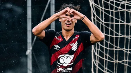 “Um gol por jogo”: Athletico prepara nova joia no CT do Caju