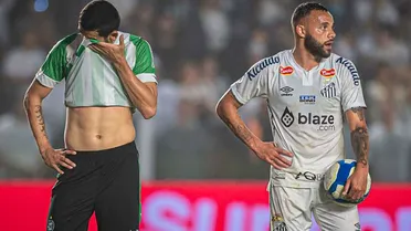 Coritiba leva quatro gols pela primeira vez e cai de 2ª melhor para 7ª pior defesa