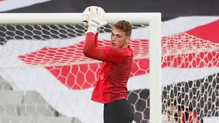 Athletico renova o contrato do goleiro Bento