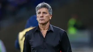 Renato Gaúcho critica árbitro e diz que “até Stevie Wonder viu o pênalti”