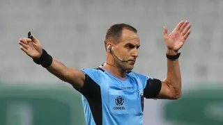 Palmeiras x Athletico terá árbitro afastado pela Conmebol por “erro grave”