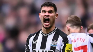 Gigantes europeus podem ativar cláusula milionária de Bruno Guimarães